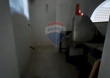 Bar - Tabacchi - Ricevitoria Via Calpurnio Pisone, Roma (zona Don Bosco) - foto 14