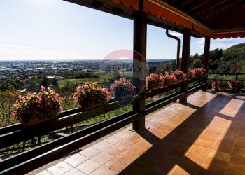 Azienda agricola Via Madonna delle Vigne, Castelli Calepio - foto 2