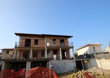 Facciata - Villa via Giovanni XXIII, Daverio - foto 30