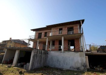 Facciata - Villa via Giovanni XXIII, Daverio - foto 38