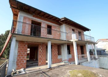 Facciata - Villa via Giovanni XXIII, Daverio - foto 42