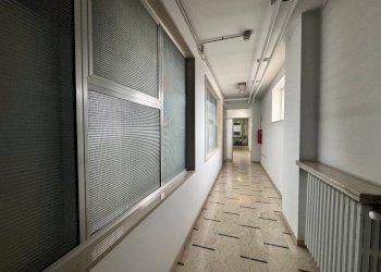 Corridoio - Shed corso Grosseto, 76/6, Torino - photo 16