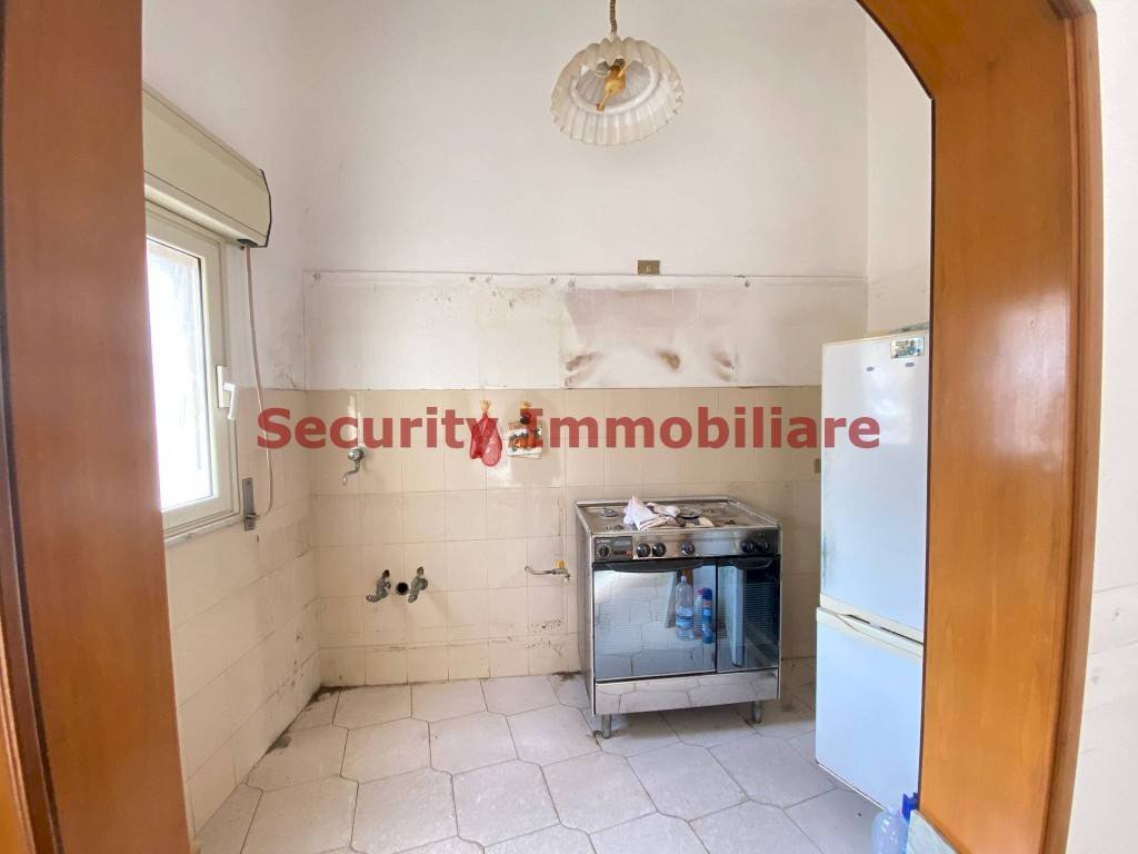 Cucina - Quadrilocale via Giuseppe Licata, Sciacca - foto 3