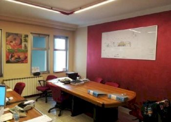 Stanza arredata - Capannone via Savigliano, Costigliole Saluzzo - foto 10