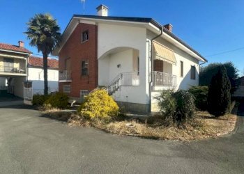 Facciata - Villa via Giuseppe Garibaldi, 4, Lagnasco - photo 4