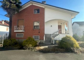 Facciata - Villa via Giuseppe Garibaldi, 4, Lagnasco - photo 5