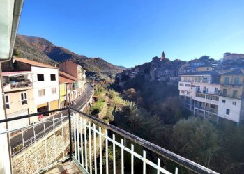 Vista - Four-room apartment via Mora, Ceriana - photo 2