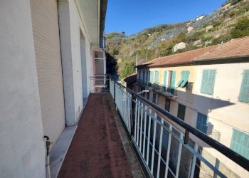 Balcone - Four-room apartment via Mora, Ceriana - photo 6