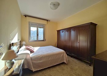 Camera da letto - Four-room apartment via Mora, Ceriana - photo 11