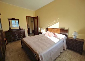 Camera da letto - Four-room apartment via Mora, Ceriana - photo 13
