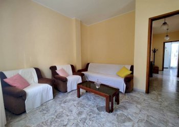 Salone - Four-room apartment via Mora, Ceriana - photo 15