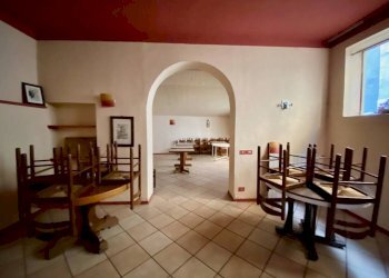 Salone - Shop via Pietro Carta, 17, Biella - photo 10