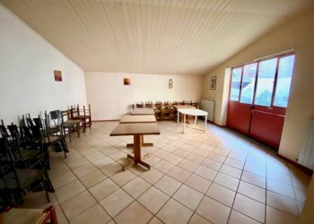 Salone - Shop via Pietro Carta, 17, Biella - photo 12