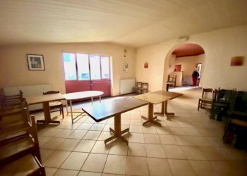 Salone - Shop via Pietro Carta, 17, Biella - photo 14