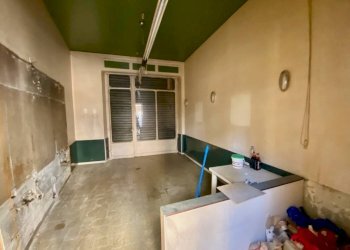 Zona - Shop via Pietro Carta, 17, Biella - photo 28