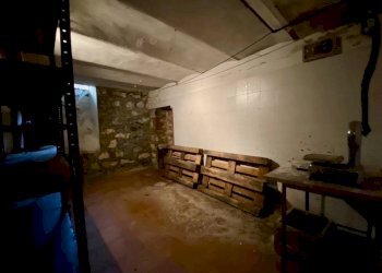 Cantina - Shop via Pietro Carta, 17, Biella - photo 32