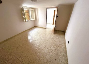 Stanza non arredata - Villa via Santa Croce, 83, Triggiano - foto 4