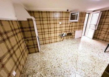 Stanza non arredata - Villa via Santa Croce, 83, Triggiano - foto 9