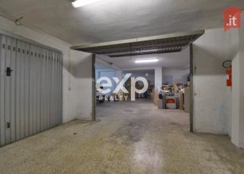 Magazzino Vasto - foto 1