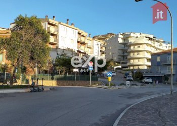 Magazzino Vasto - foto 4