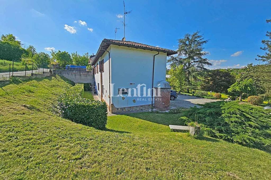 Giardino - Villa strada Casale-Asti II, 17, San Giorgio Monferrato - foto 3