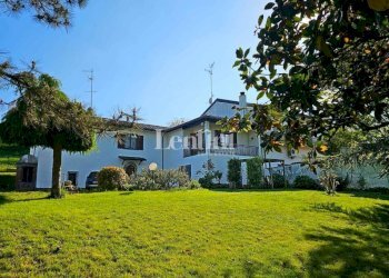 Giardino - Villa strada Casale-Asti II, 17, San Giorgio Monferrato - foto 12