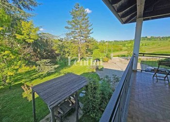 Balcone - Villa strada Casale-Asti II, 17, San Giorgio Monferrato - foto 23