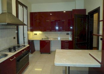 Cucina - Attico via Caprarie, Bologna (zona Centro Storico) - foto 28