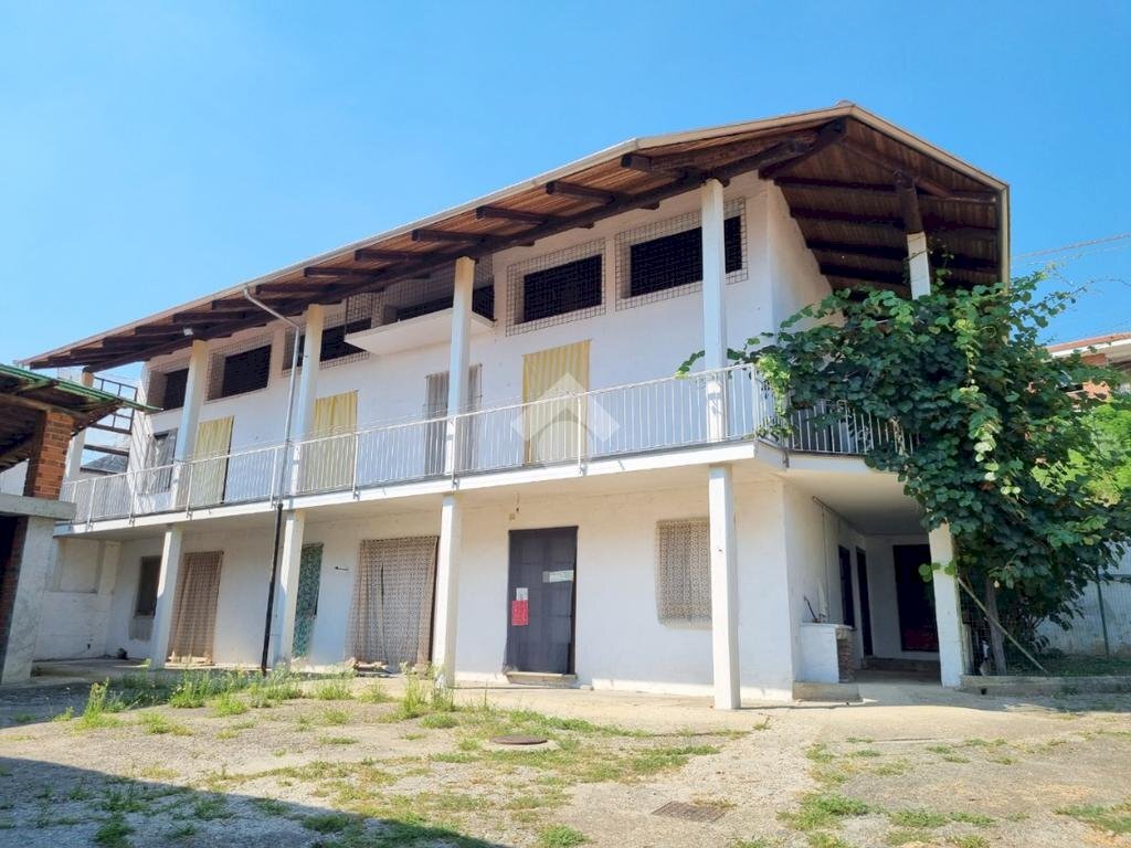 Casa indipendente Via Costa, San Francesco al Campo - foto 1