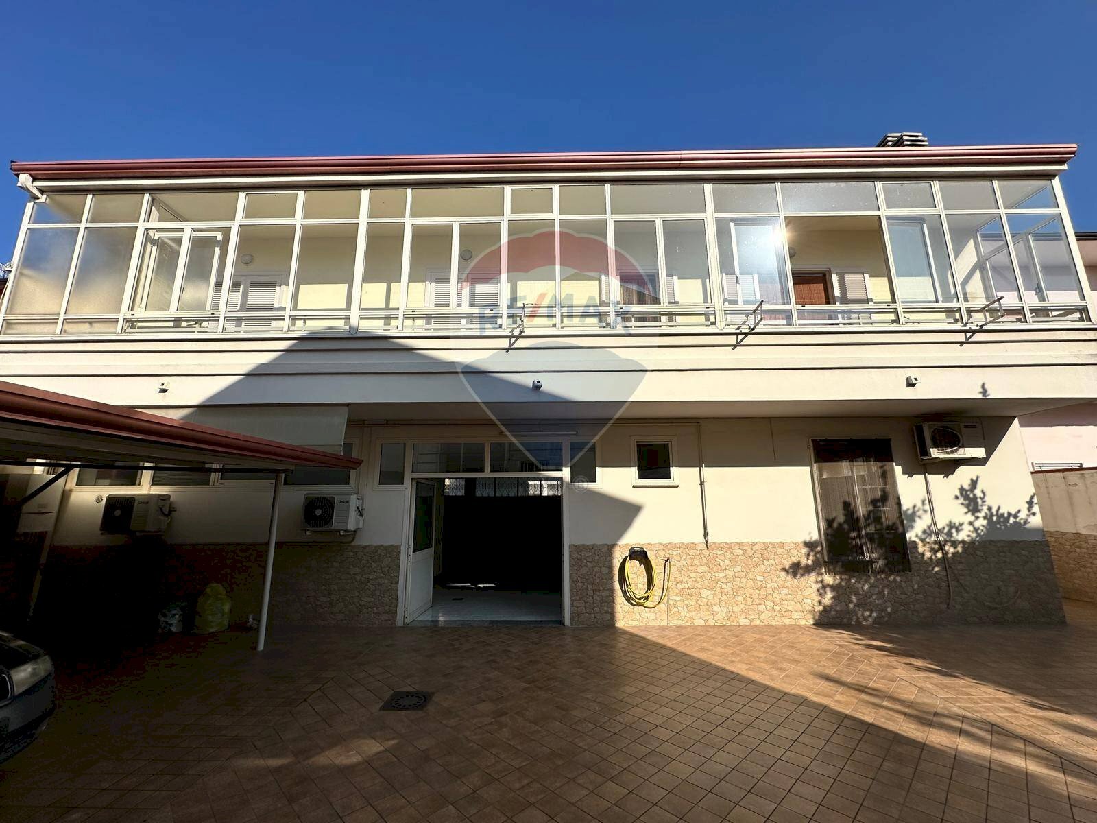 Independent house via S. Pellico, San Marcellino - photo 1