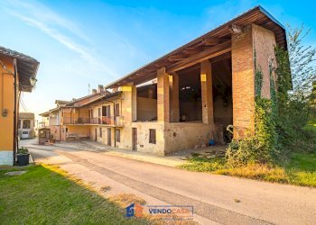 Independent house Narzole - photo 1