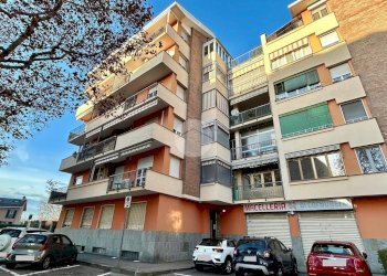 Trilocale Viale papa giovanni XXIII, Beinasco - foto 1