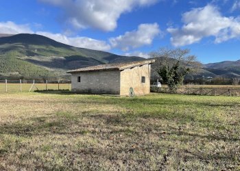 Rustico Spoleto-Azzano, Spoleto - foto 8