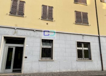 Locale Commerciale VITTORIO EMANUELE II, Brignano Gera d'Adda - foto 1