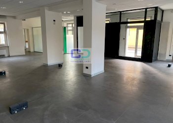 Locale Commerciale VITTORIO EMANUELE II, Brignano Gera d'Adda - foto 21