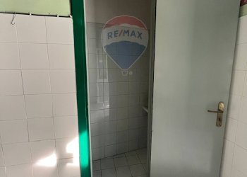 Locale Commerciale via Armando Diaz, Casoria - foto 4