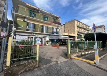 Locale Commerciale via Armando Diaz, Casoria - foto 5