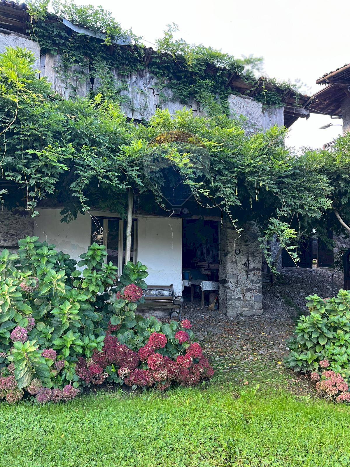 Independent house via ester Merici, Artogne - photo 2