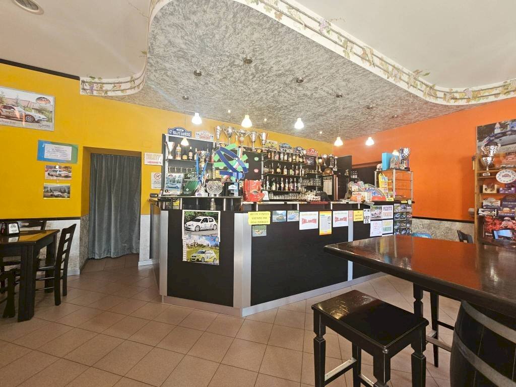 Interno non residenziale - Bar Tavola Calda - Fredda Brossasco - foto 1