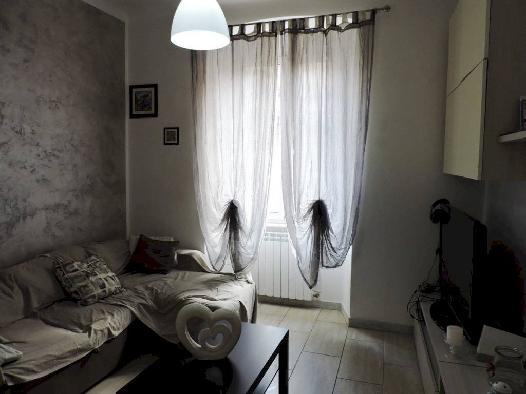 Salone - Quadrilocale via Walter Fillak, Genova (zona Sampierdarena) - foto 2