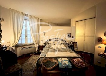 Camera da letto - Villa via Cesare Bertagnini, La Spezia - foto 11