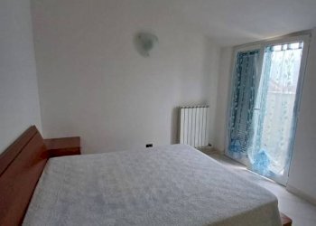 Camera da letto - Attico strada Rusineo, 16, Albenga - foto 11