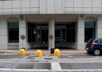 Facciata - Ufficio strada del Drosso, 33, Torino (zona Mirafiori Sud) - foto 12