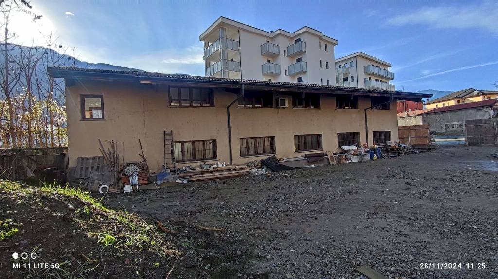 Zona - Stable - Palace via Tonale, 4, Sondrio - photo 2