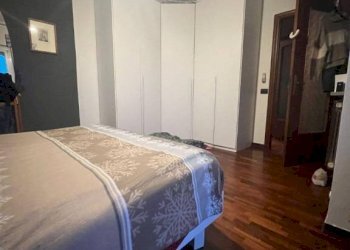 Camera da letto - Appartamento via Valle d'Aosta, Biella - foto 40