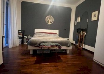 Camera da letto - Appartamento via Valle d'Aosta, Biella - foto 41