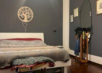 Camera da letto - Appartamento via Valle d'Aosta, Biella - foto 42