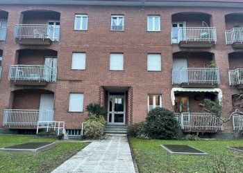 Facciata - Appartamento via Valle d'Aosta, Biella - foto 49