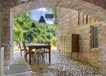 Cortile interno - Rustico Cascina Bertana, 1, Odalengo Grande - foto 12