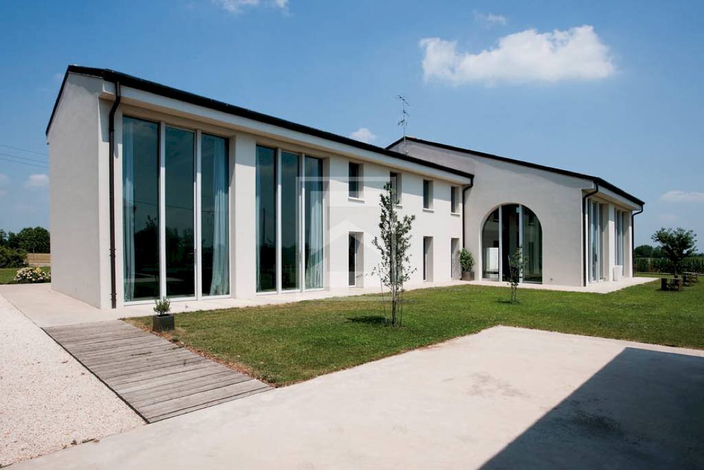 Villa strada mussolina, Goito - photo 1